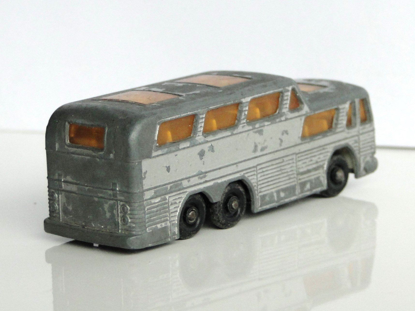 Matchbox Modellini d'auto: MATCHBOX LESNEY - Greyhound Coach Nr. 66 – Usato da Killwangen venduto da cyrano56 1