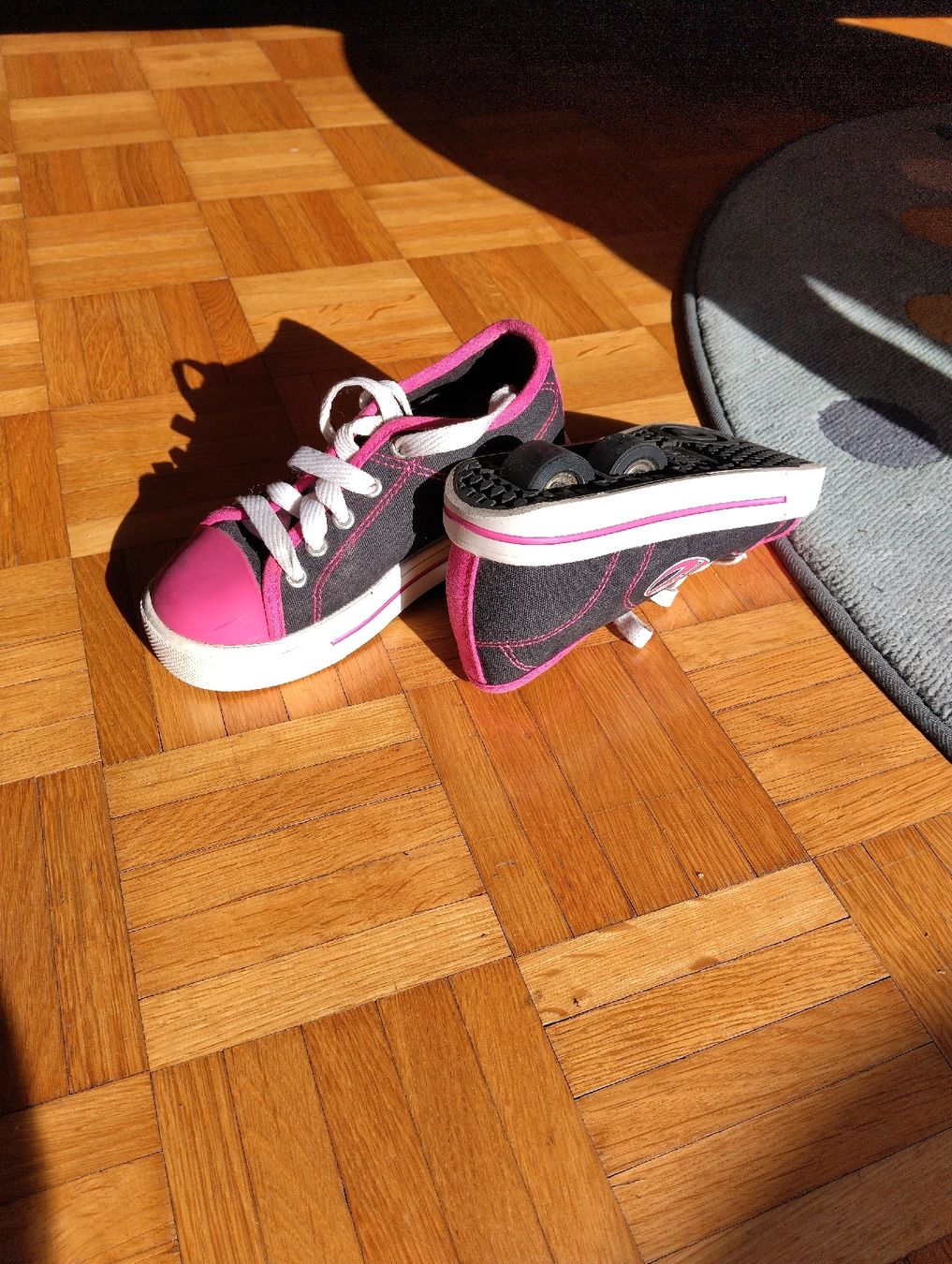 Pattini in linea & Pattini a rotelle: Heelys Rollschuhe Gr. 30 – Usato da Zürich venduto da inho 1