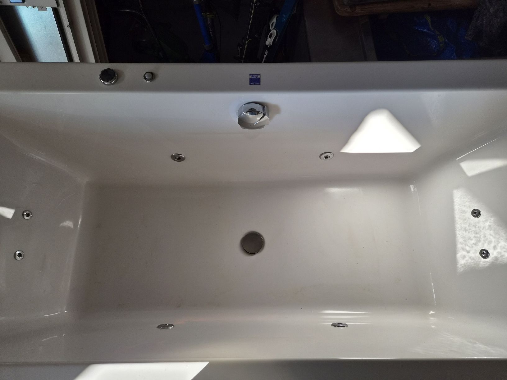 Badewannen: Acryl Whirlpool Badewanne  – Gebraucht aus Wald ZH von adbeel 1