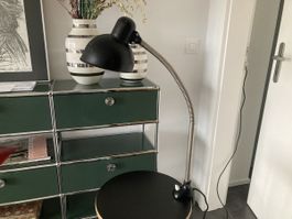 Original Kaiser Idell Schwanenhalslampe