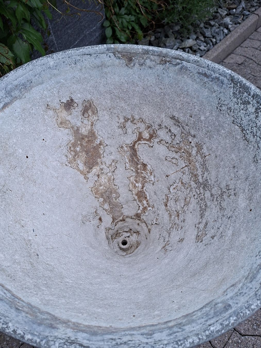 Eternit Vasi per fiori: Willy Guhl Blumenspindel Eternit – Usato da Ganterschwil venduto da HeidiuPeter 3