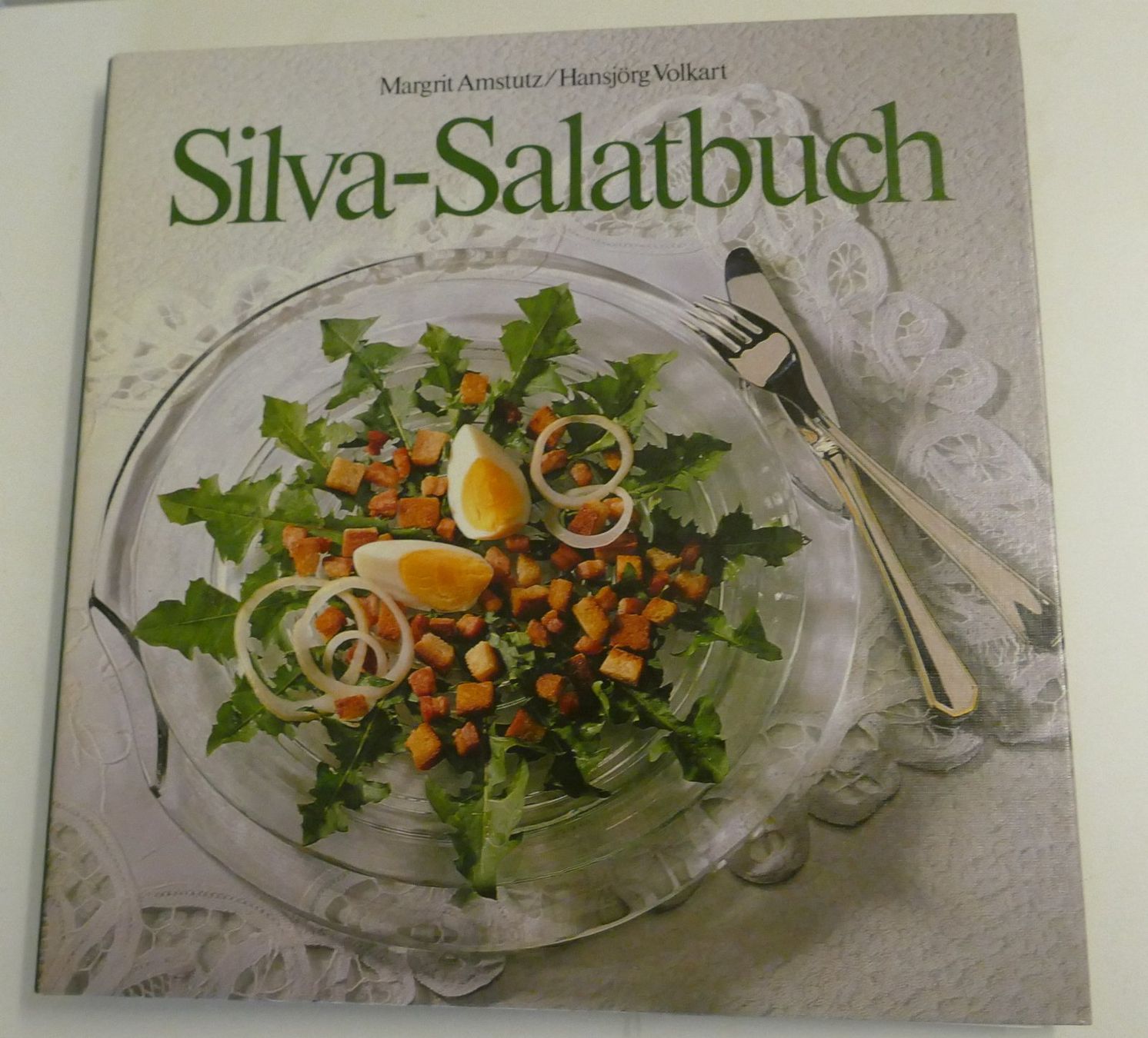 Bücher: Salatbuch – Gebraucht aus Dietlikon von kes_j6d7