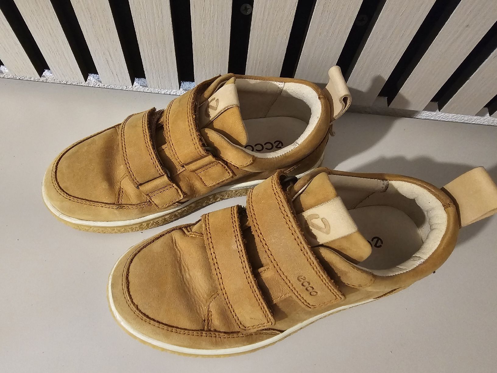 Ecco Scarpe per ragazzi: Lederschuhe Ecco 29 wie neu! – Usato da Buch am Irchel venduto da Potzblitz2 1