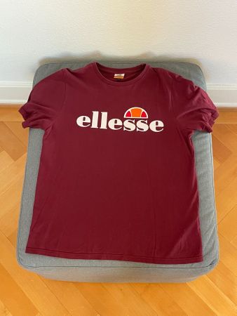 T-shirt Ellesse bordeaux logo blanc – Taille L
