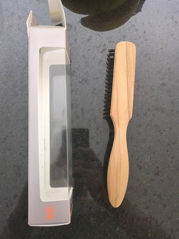 Altro per la cura dei capelli: Brosse a cheveux  – Usato da Aarau venduto da perso.t 1