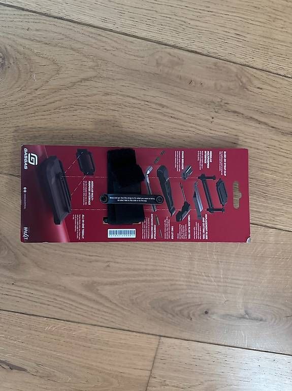Alle Werkzeuge: milKit Hassle'off Multitool DaySaver Essential8 Coworking5 – Neu und originalverpackt aus Horgen von peterp 1
