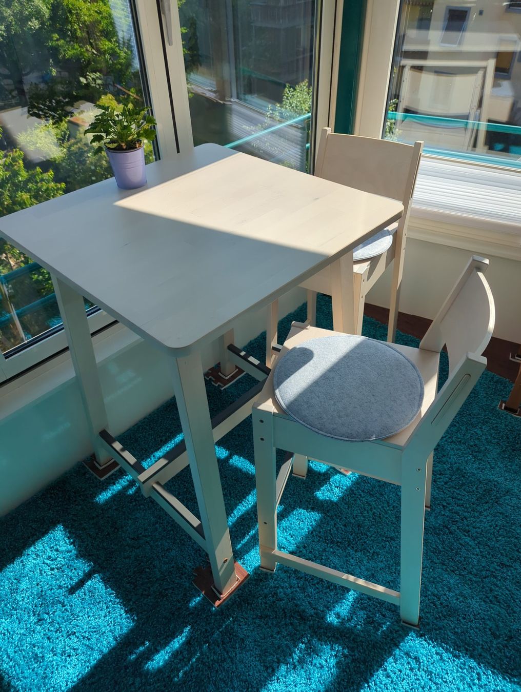 Ikea Tavoli: IKEA Bartisch-Set mit vier Stühlen – Usato da Birsfelden venduto da DealWithStil 3