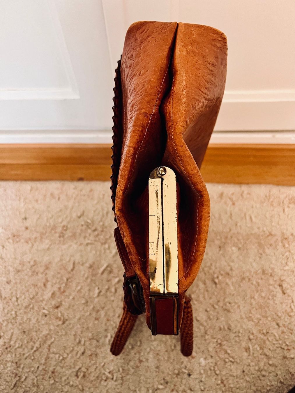 Borse da donna: Vintage Handtasche aus Leder – Usato da Zürich venduto da 411osmanbey 2
