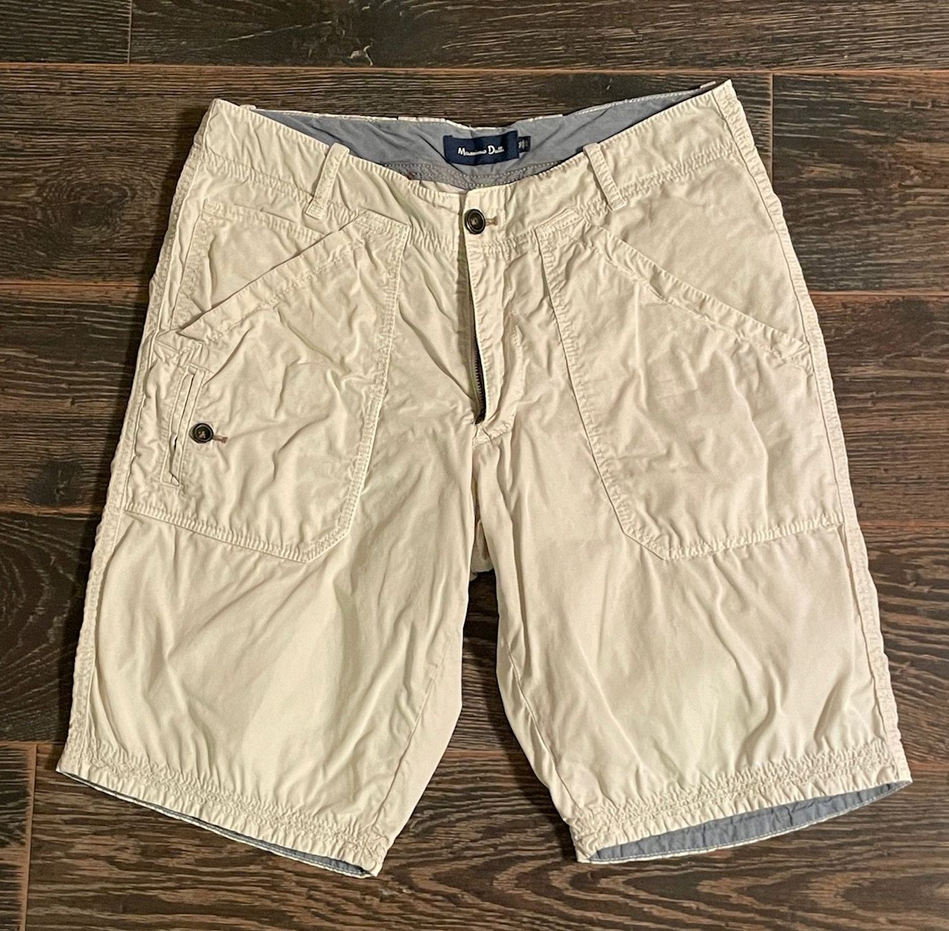 Massimo Dutti Pantaloni: Massimo Dutti Short, Gr.S – Usato da Zürich venduto da narviB