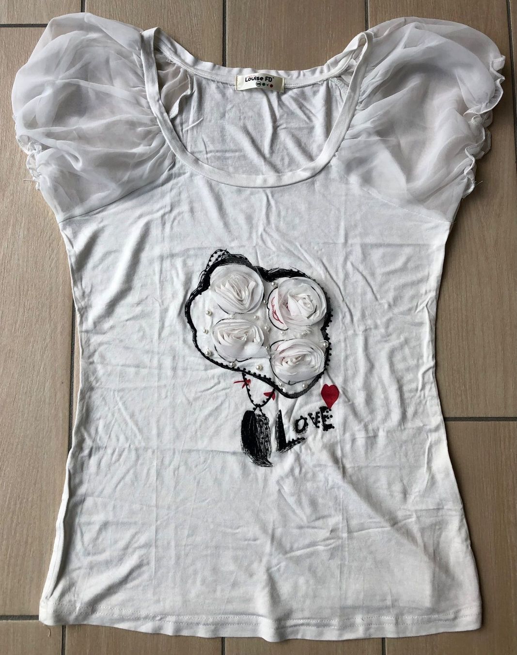 T-shirt: T-shirt blanc S/M – Nuovo (secondo la descrizione) da Moutier venduto da chicboutique