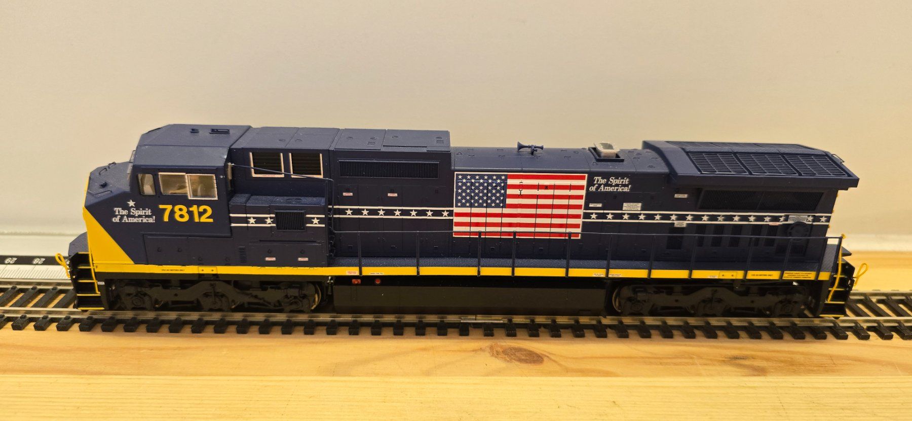 Modelleisenbahnen: Atlas Master 7693 Dash 8‑40CW – Neu (gemäss Beschreibung) aus Büsserach von ModellbahnDepot 2