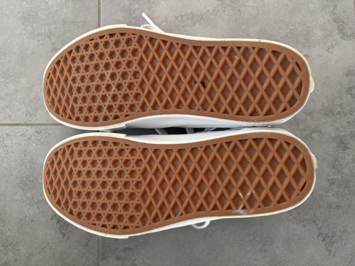 Damenschuhe: Vans Old Skool Sneaker Weiss Gr. 37  – Gebraucht aus Mühlau von martiniii 2