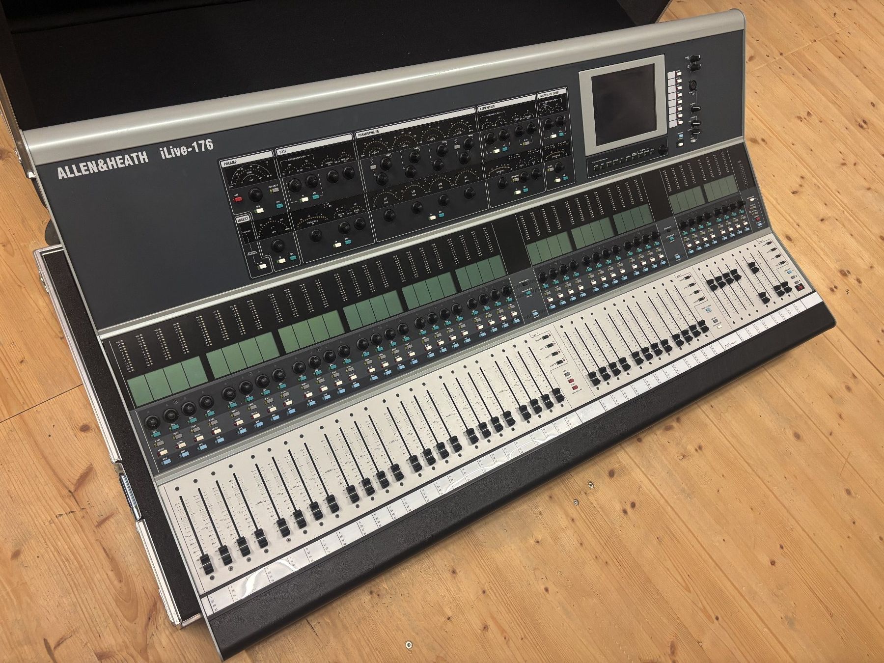 Allen & Heath Mischpulte: Allen & Heath iLive-176 Mischpult – Gebraucht aus Frauenfeld von ibkl5512 8