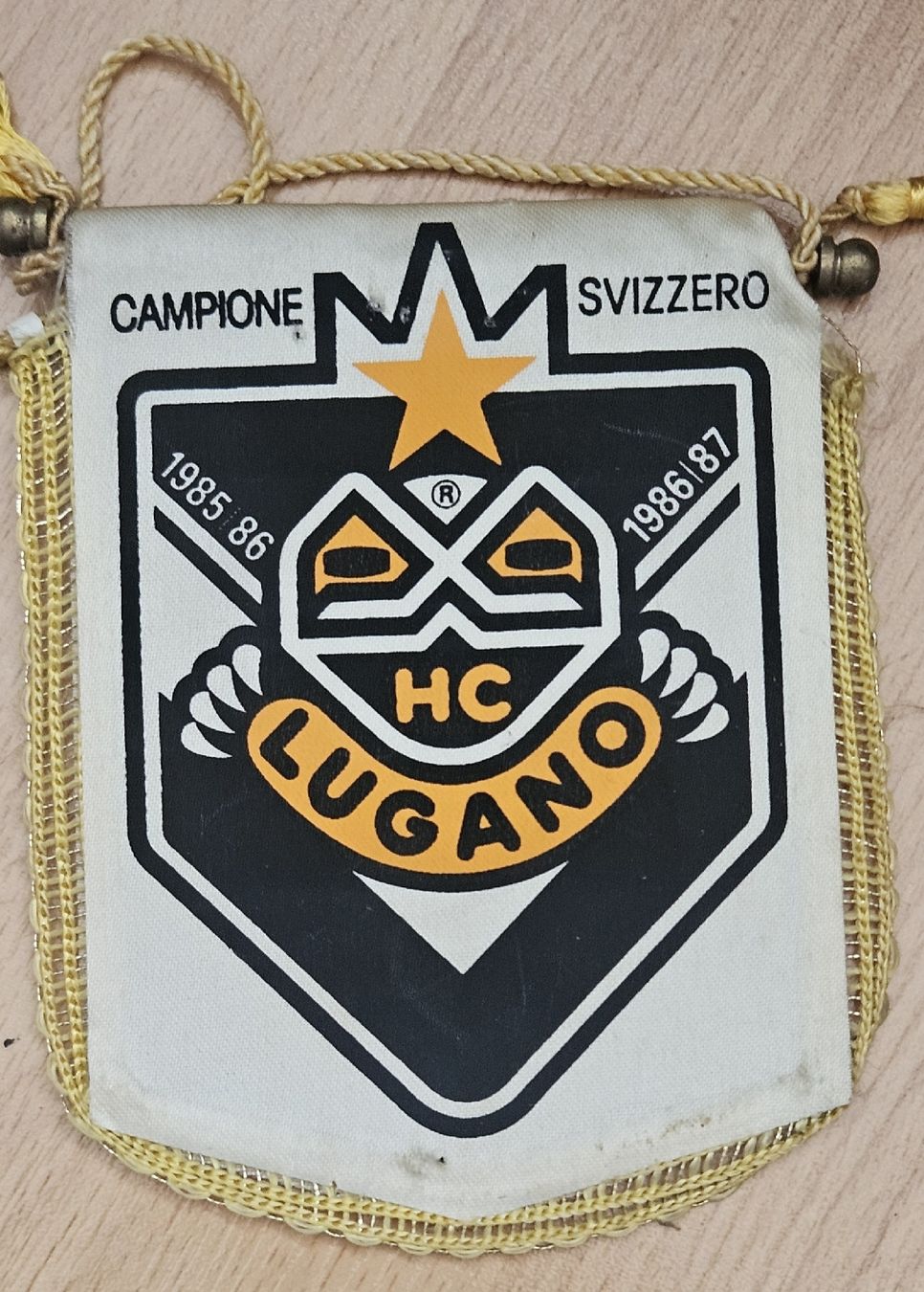 Fahnen: Autowimpel  URALT HC LUGANO – Gebraucht aus Bern von core1965