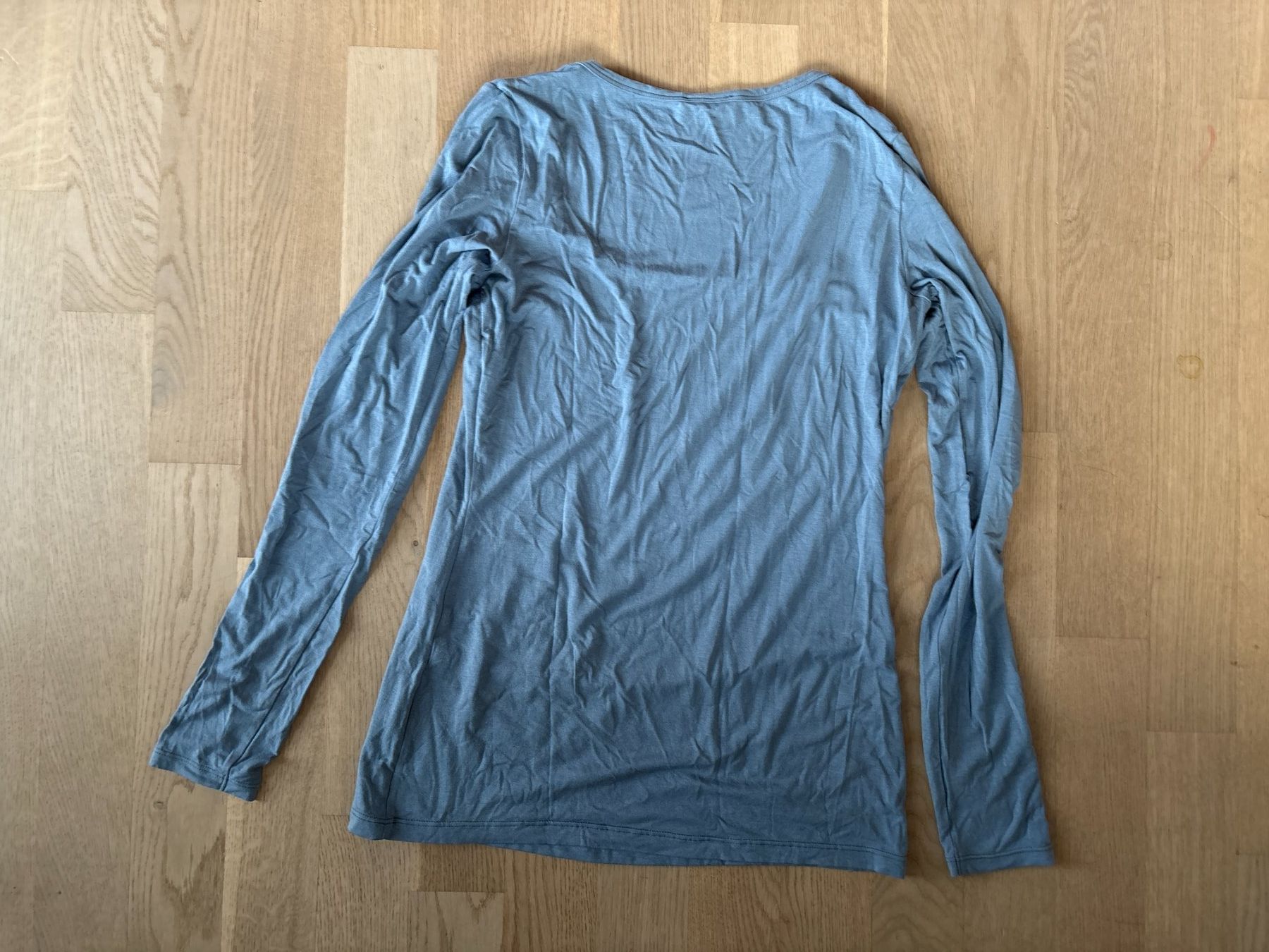 Intimissimi Top: Intissimi Langarmshirt in S – Usato da Elgg venduto da Jo_Naj 3