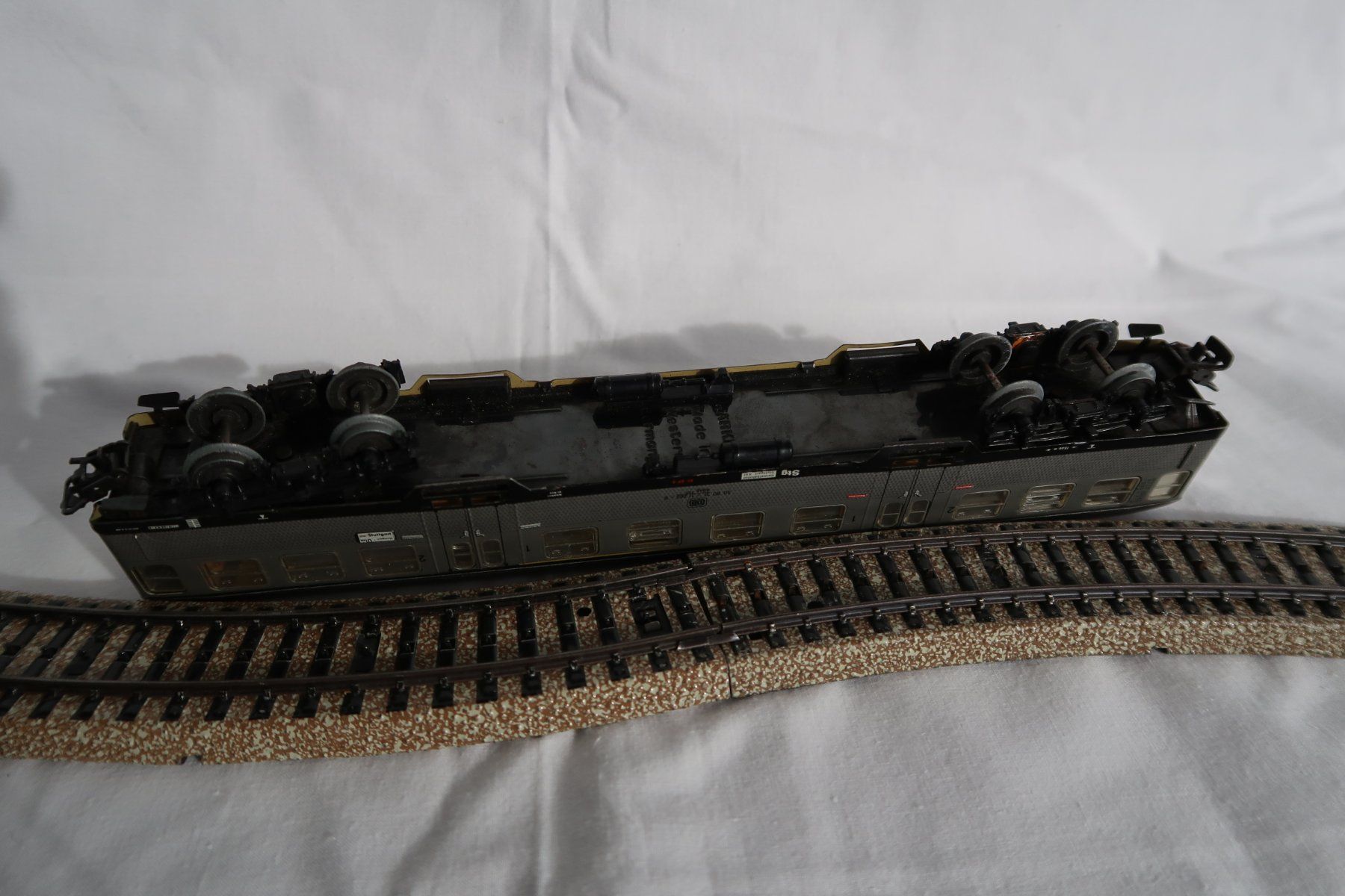 Märklin Modellini di ferrovie: Nahverkehrszug Silberling 4043 – Usato da Hurden venduto da Barth23 3