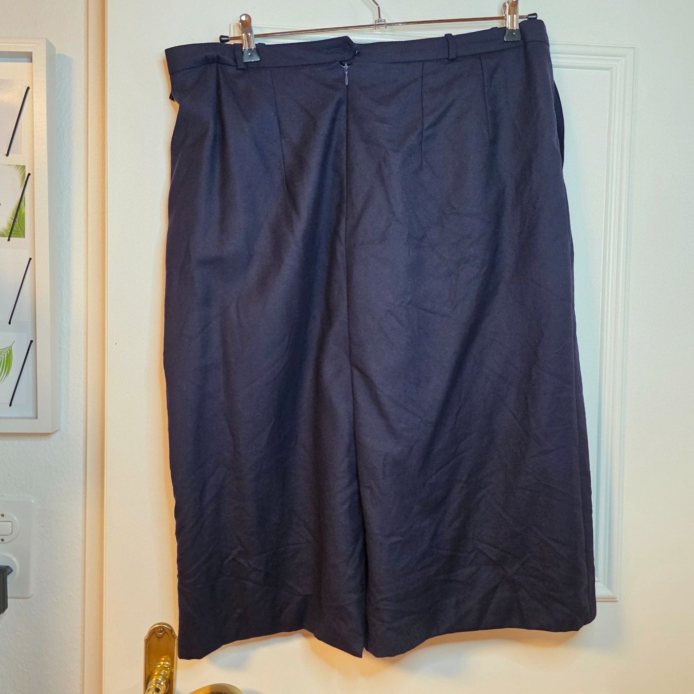 Röcke: Vintage Midirock Marineblau Gr. 48 – Gebraucht aus Wald ZH von CapLux 2