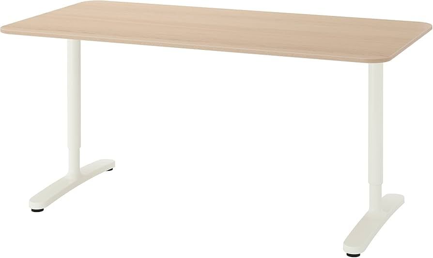 Ikea Scrivanie: IKEA BEKANT Schreibtisch, Eichenoptik  – Usato da Basel venduto da mik_sz9z