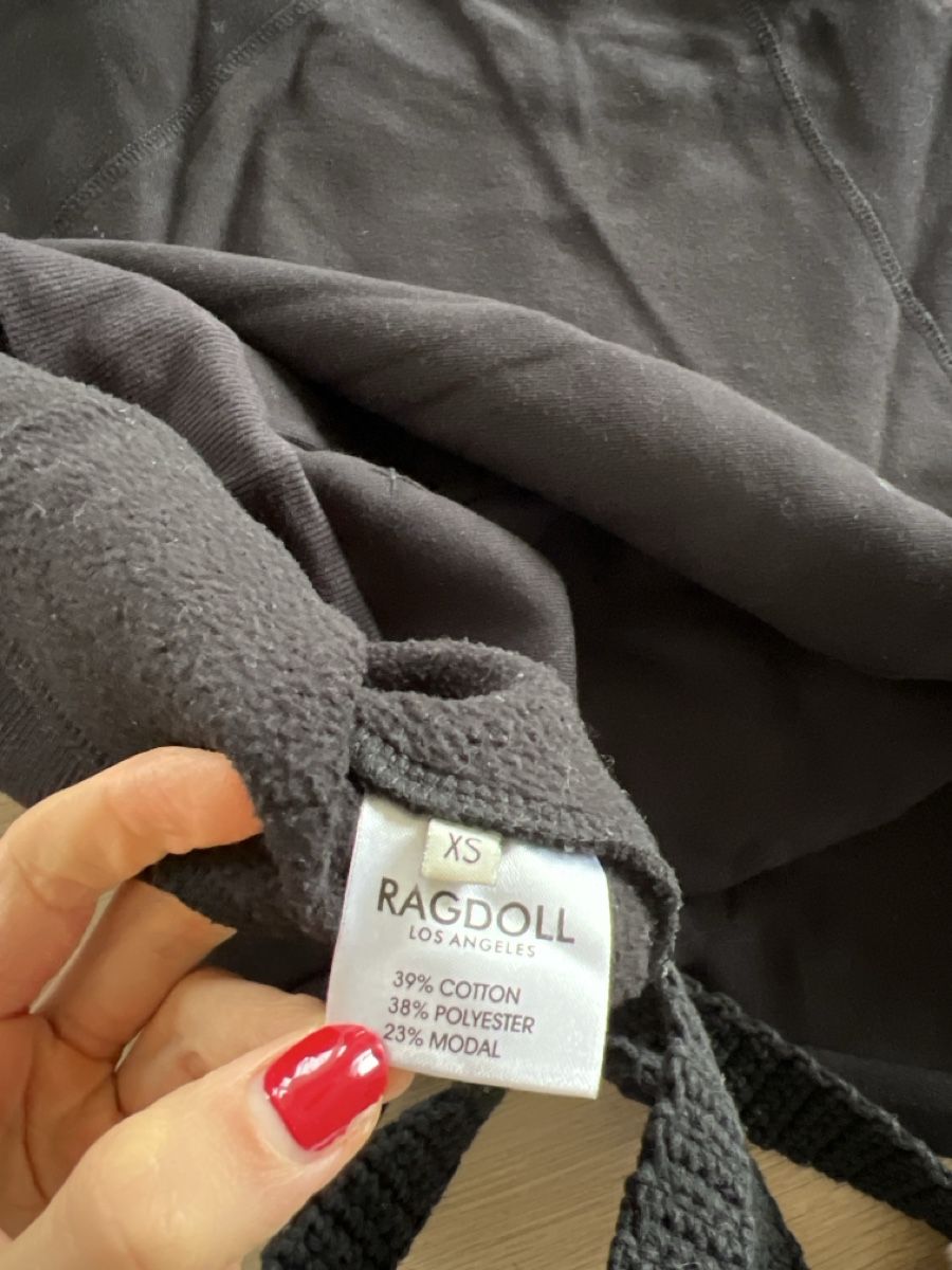 Maglioni & Felpe: Sweatshirt – Usato da Erlenbach ZH venduto da Karinsylvester 4