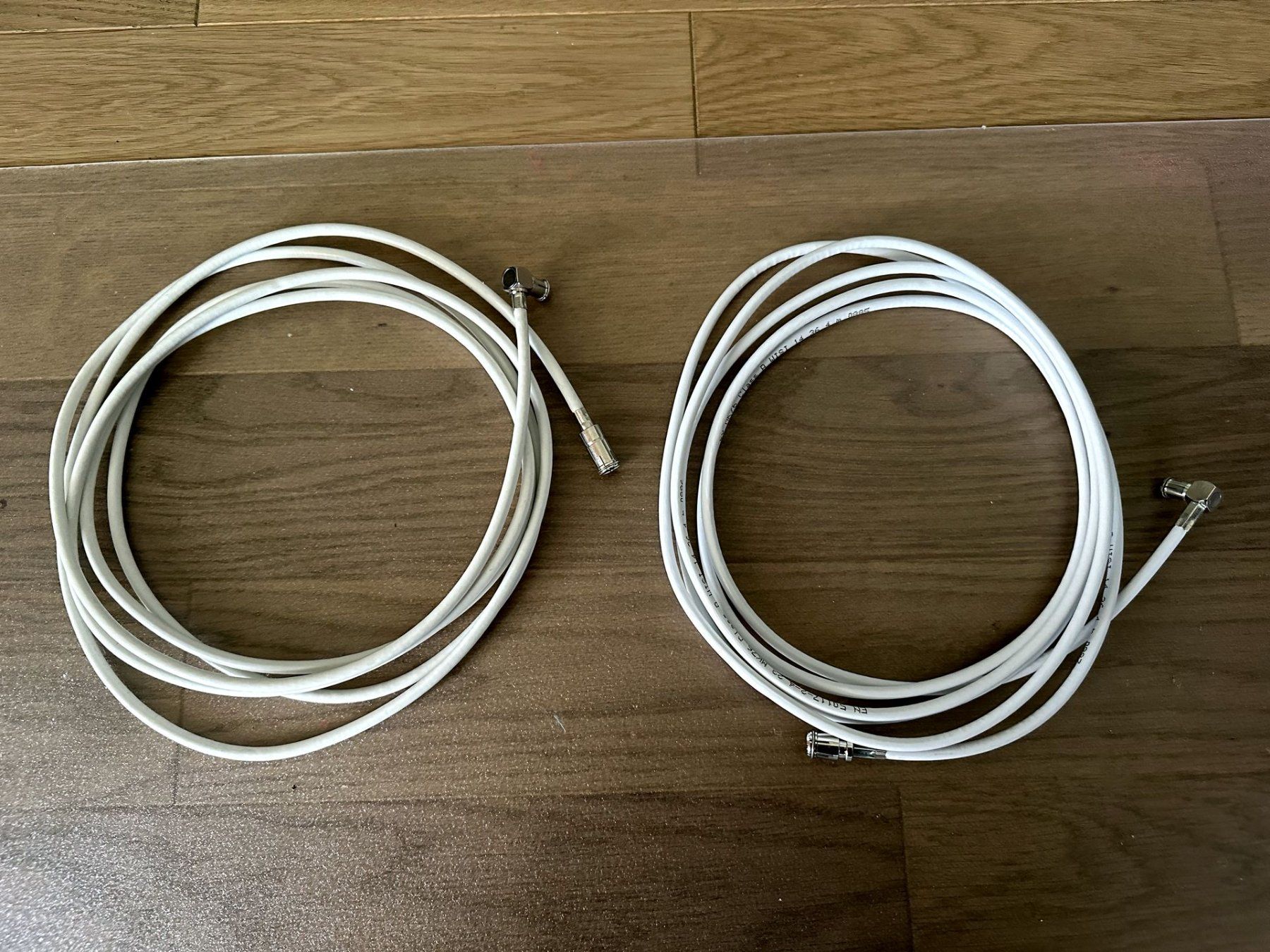 UPC Cavi: Internet Kabel, Kabelanschluss Breitband, 2 x 3.0m – Usato da Nottwil venduto da rattkatz