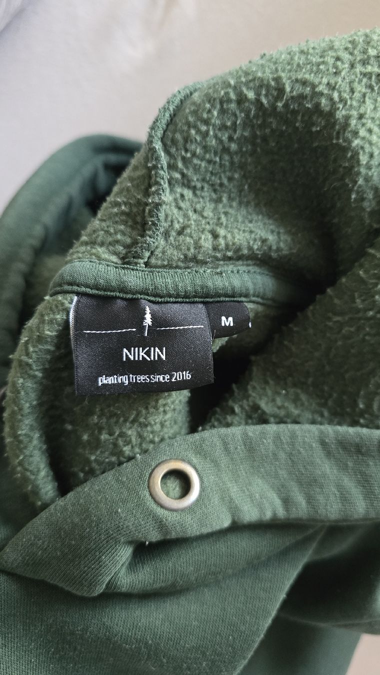 Nikin Pullover & Sweatshirts: Nikin Pullover mit Kapuze Grösse M dunkelgrün – Gebraucht aus Hurden von mar_7ssf 2