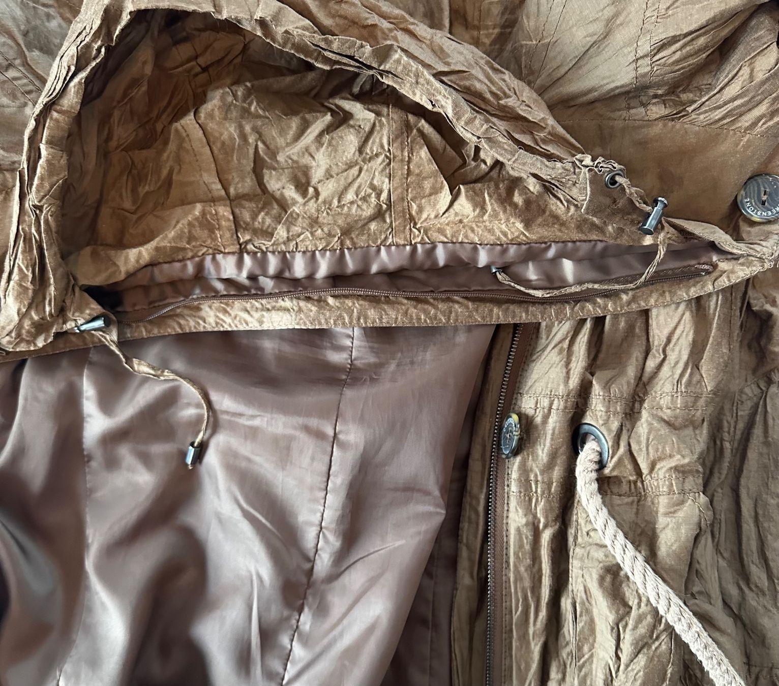 Cappotti: Creenstone Trenchcoat Damen 36 – Usato da Liestal venduto da Ballybs 9
