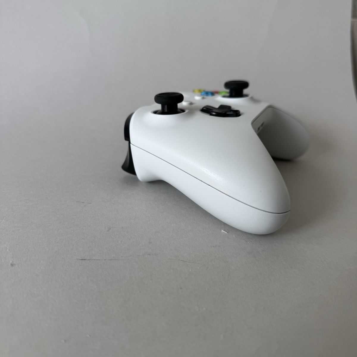 Controller: Original Xbox One Wireless Controller (Modell 1708, Bluetoot – Nuovo (secondo la descrizione) da Rümlang venduto da vla_9g7d 3
