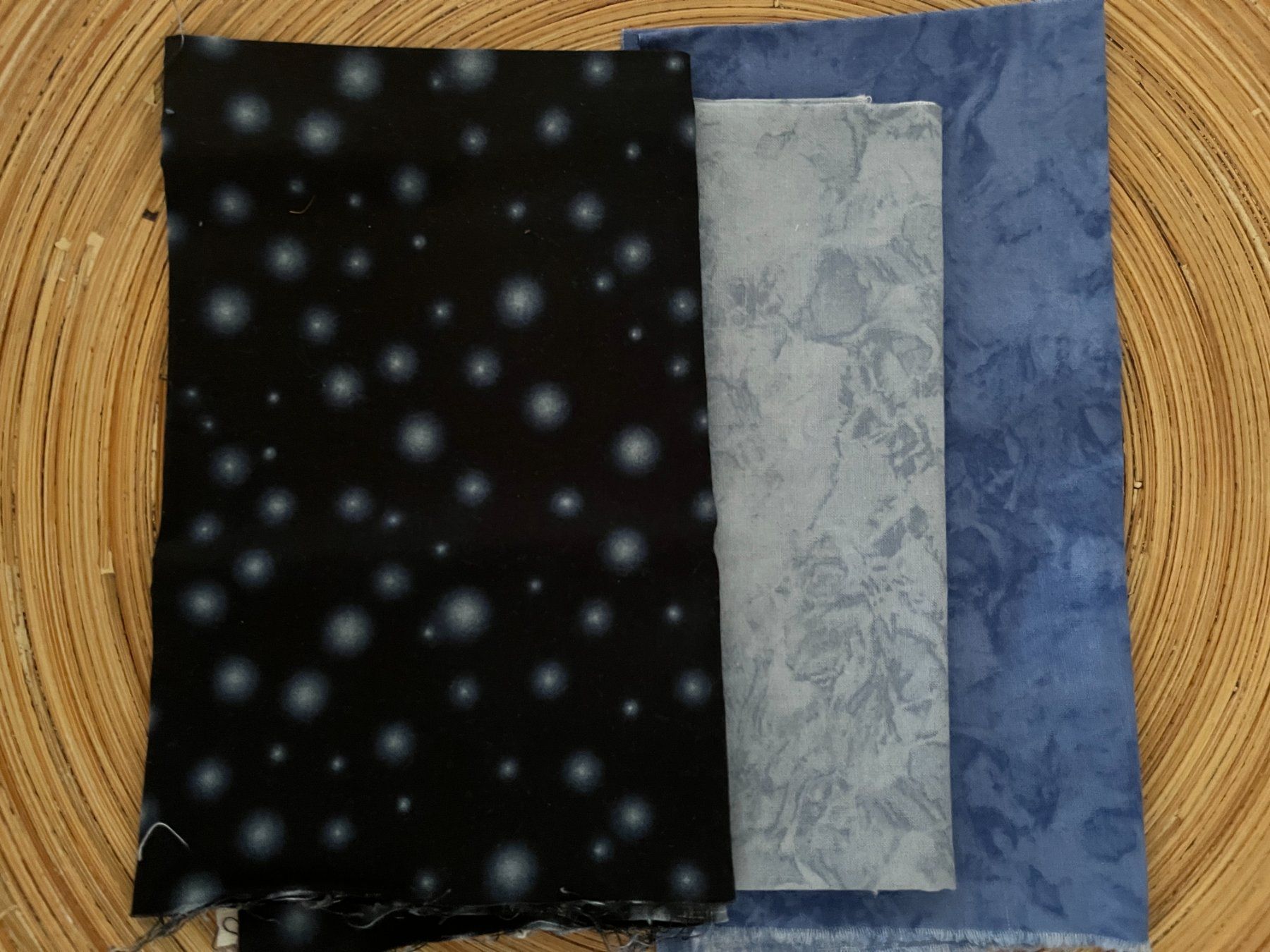 Stoffe: Stoffreste Baumwolle Patchwork Basic – Gebraucht aus Lützelflüh-Goldb von Fresu8