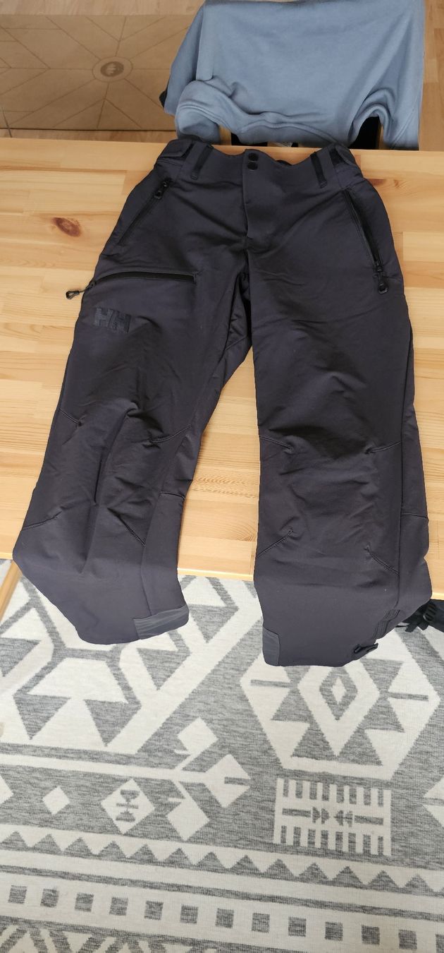 Helly Hansen Hosen: Helly Hansen Outdoorhosen – Neu (gemäss Beschreibung) aus Beckenried von san_27bd 1