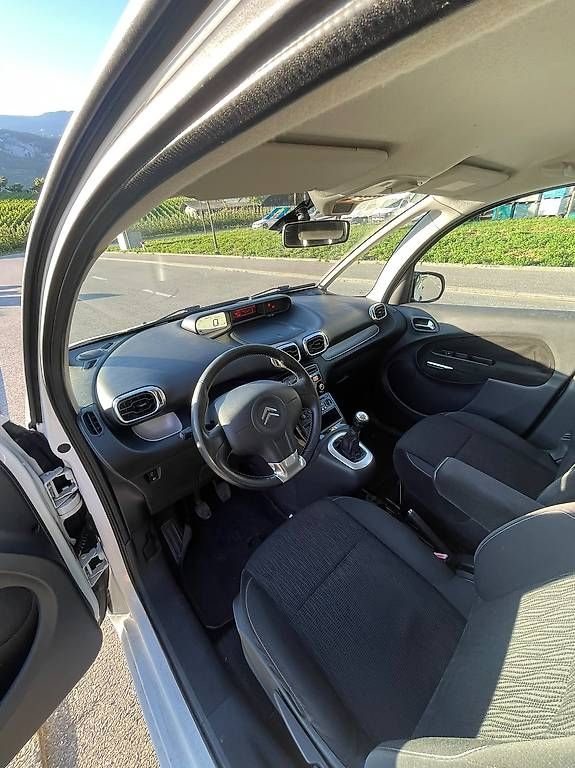 Automobili: Citroën C3 Picasso – Usato da Sion venduto da Melissa.ischer 1