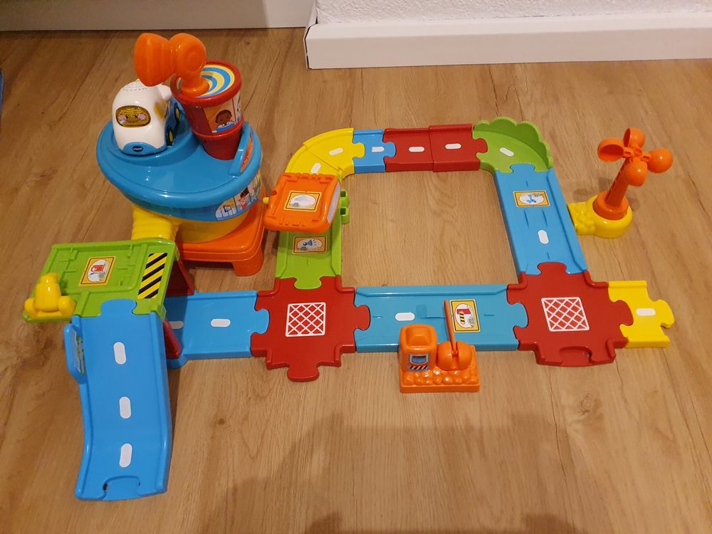 VTech Tut Tut Flitzer Züge Bahnhof (Gebraucht) in Waldkirch für CHF 23 - mit Lieferung auf