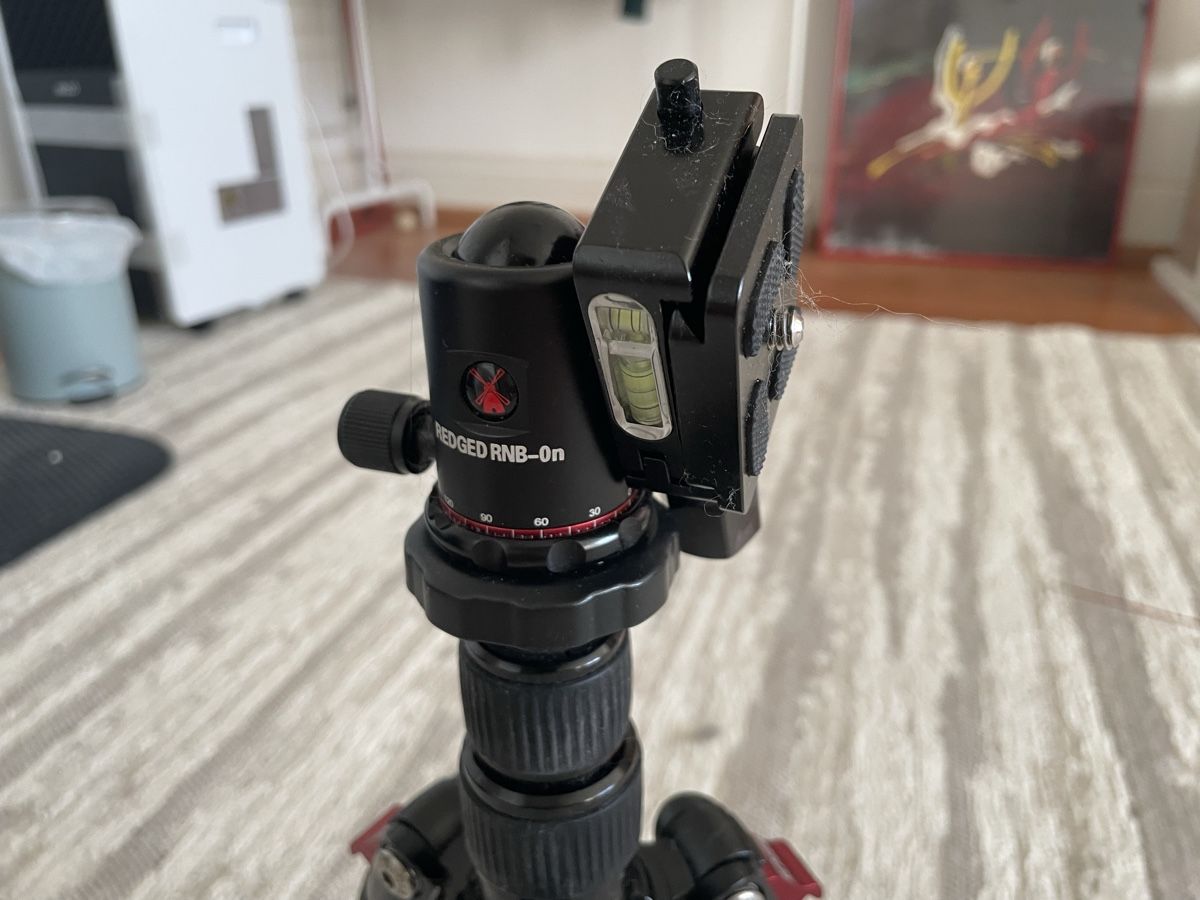 Treppiedi & Teste: Stativ Kugelkopf Redged Foto – Usato da Basel venduto da sshhaahheedd 1