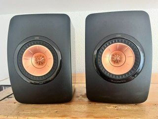 Kef Casse acustiche: KEF LS50 Classic Schwarz Regallautsprecher – Nuovo (secondo la descrizione) da Embrach venduto da Frasm