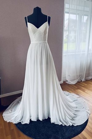 Valerie by Kleemeier romantisches Brautkleid in 34/36