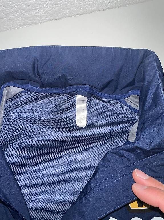 Canottiere & Pantaloni: Adidas wolverhampton set – Usato da Hitzkirch venduto da Oli.Fashion 2
