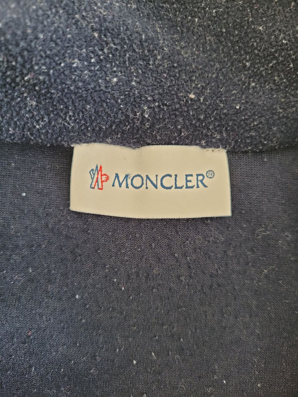 Moncler Maglioni & Felpe: Moncler Fleece Pullover Gr. 104 gebraucht – Usato da Baar venduto da KaSuHo 2