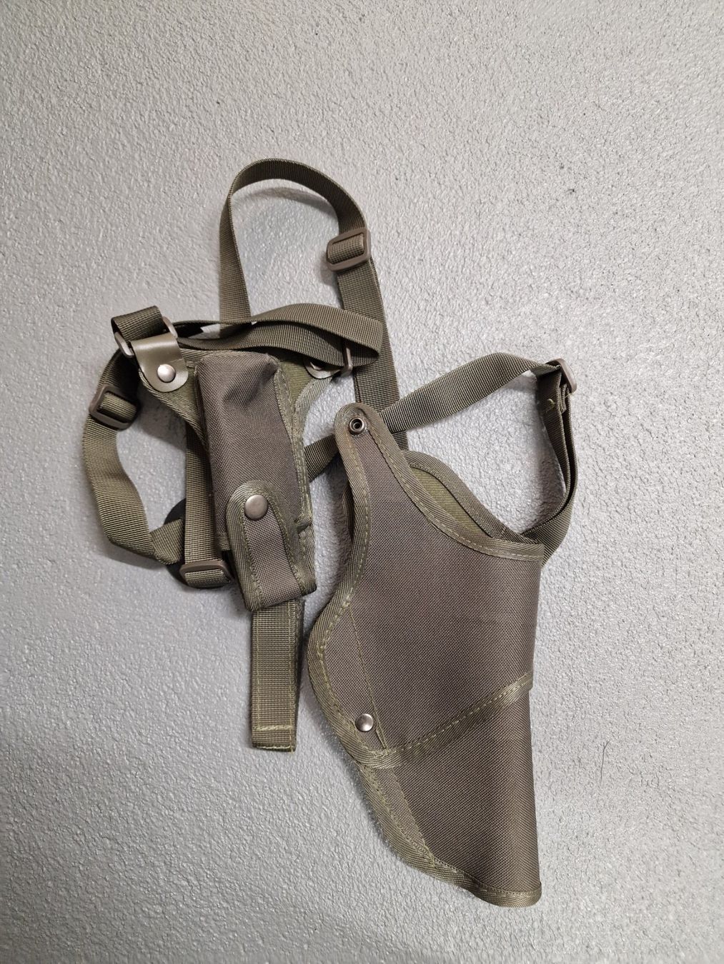 Tiro a segno: Schulterholster Pistole Armee – Usato da Villmergen venduto da Markus_Selina_Store