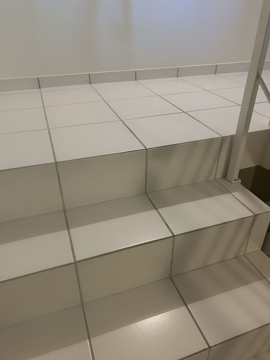 Rivestimenti per pavimenti: Bodenplatte weiss – Nuovo e nell'imballaggio originale da Endingen venduto da Noisy-Colours 3