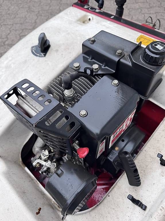 Tutte le macchine: Kehr Wischmaschine  Thedra – Usato da Möhlin venduto da GarageVasellariAG 3