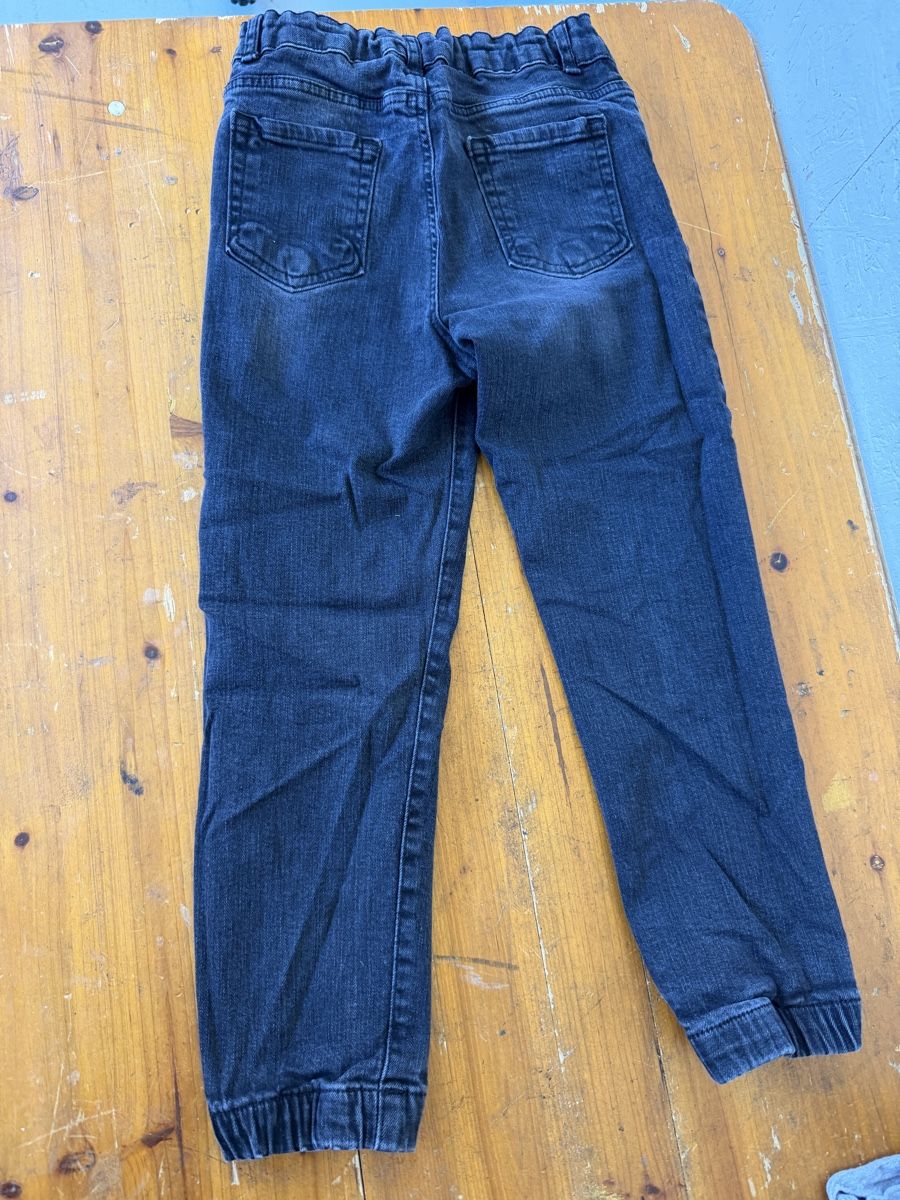 Pantaloni: Kinder Jeans mit Bündchen 116/122 – Usato da Gurmels venduto da SwissShop21 3
