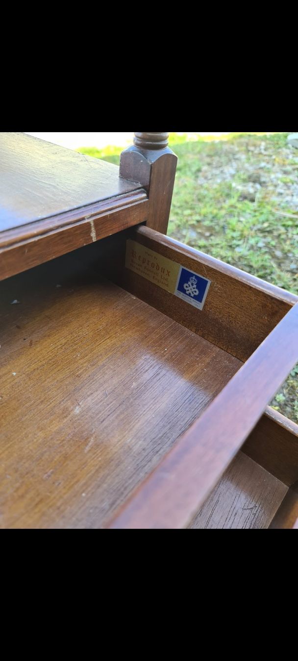 Comodini: Beistelltisch mit Schubladen – Usato da Niederlenz venduto da DaveDasWahnsinn 8