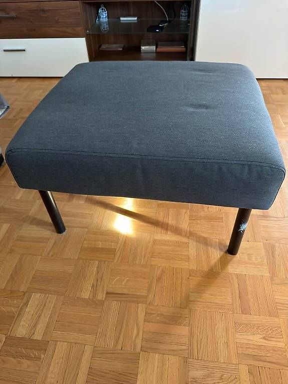 Sgabelli: Repose-pieds gris foncé – Usato da Meyrin venduto da catarinalopes96