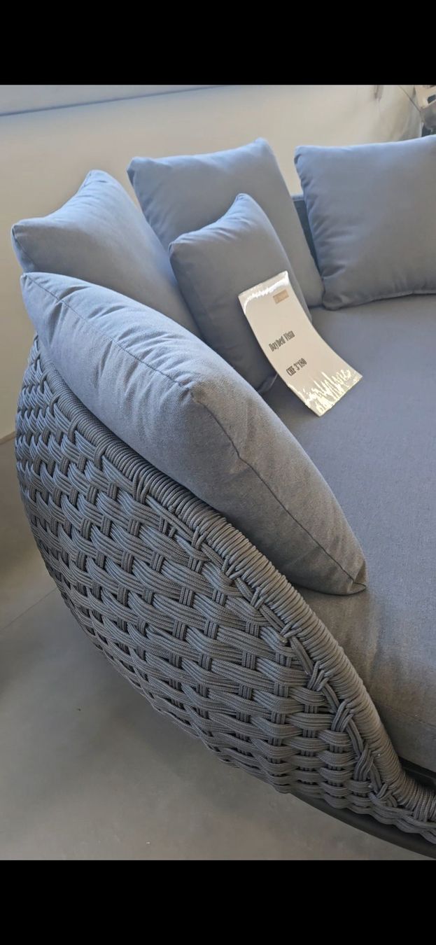 Liegen & Liegestühle: Daybed  – Neu (gemäss Beschreibung) aus Bünzen von nad_8552 1