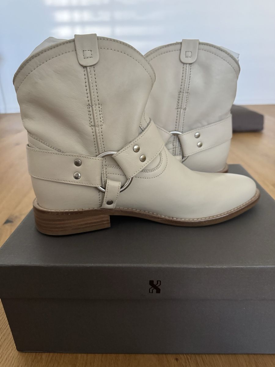 Damenschuhe: Stiefeletten Bronx Off-White Leder  – Neu und originalverpackt aus Küssnacht am Rigi von alessa877 4