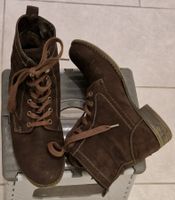 chaussures (marqué 37) mais plutôt 38