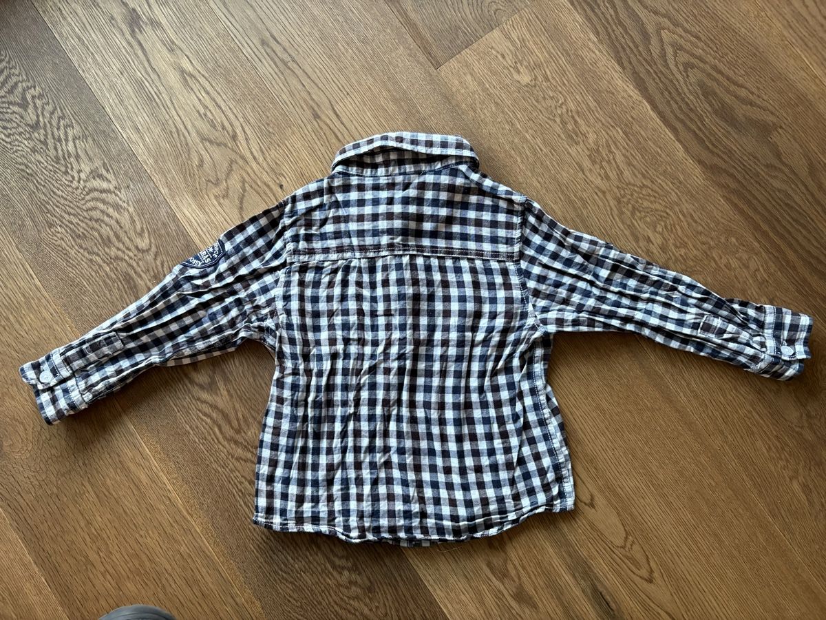 Camicie, T-shirt & Polo: Hemd Gr. 86/92, kariert – Usato da Horgen venduto da Rafnaf 1