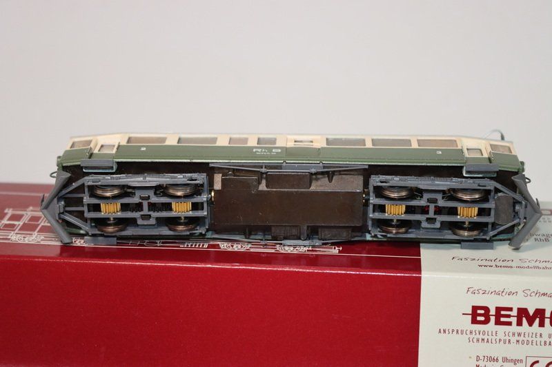 Bemo Modelleisenbahnen: Bemo RhB Triebwagen ( 369 ) – Gebraucht aus Kerzers von  5