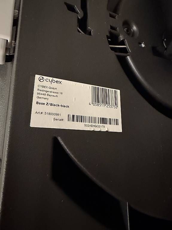 Cybex Seggiolini per auto: Cybex Kinderautositz Reboarder inkl. Base – Usato da Winterthur venduto da TopGun9 3