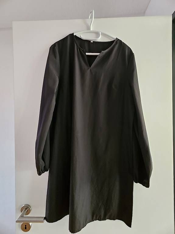 Vestiti: Schwarzes Kleid – Usato da Mels venduto da nic_r6tt