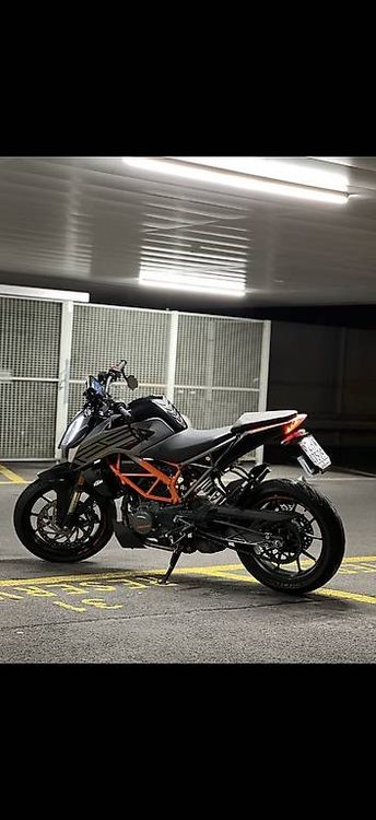 KTM Strada: KTM Duke 125 – Usato da Greifensee venduto da jam_7bkq 3